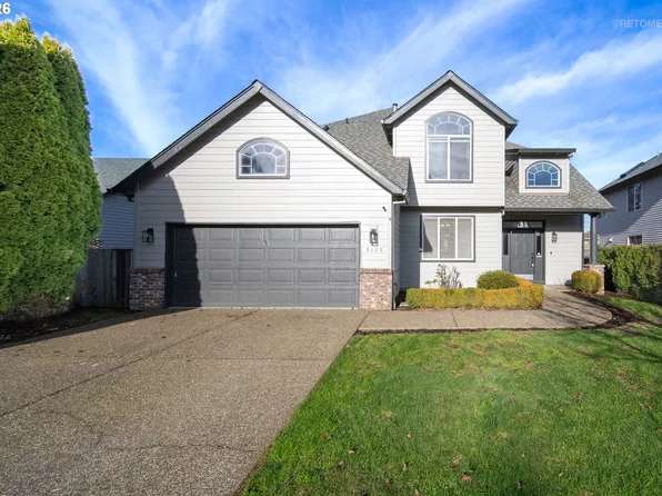 9135 SW Stono Dr, Tualatin, OR 97062