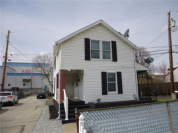 2nd image of 225 Short St