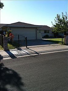 1st image of 1707 Crestwood Cir