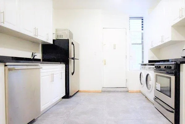 Rented by Bold New York | media 7