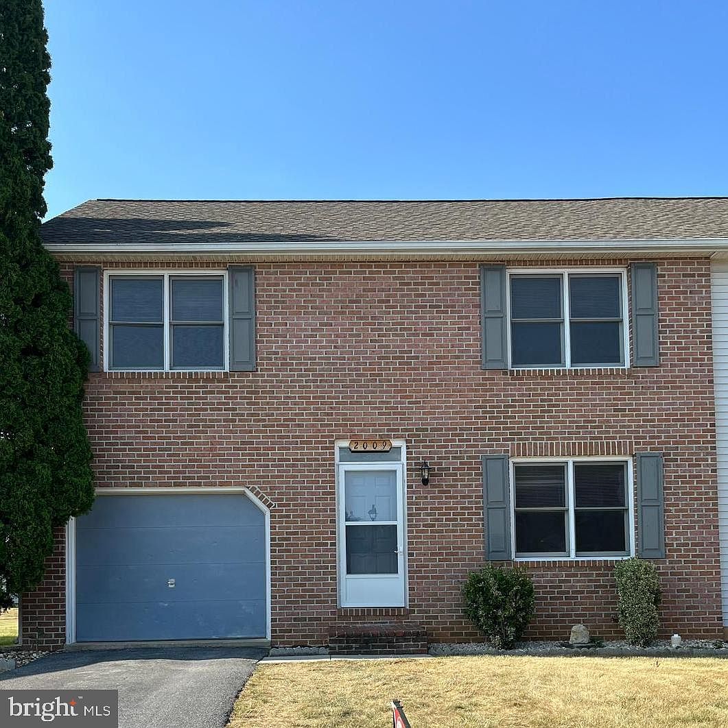 2009 Clinton Ave, Chambersburg, PA 17201 Zillow