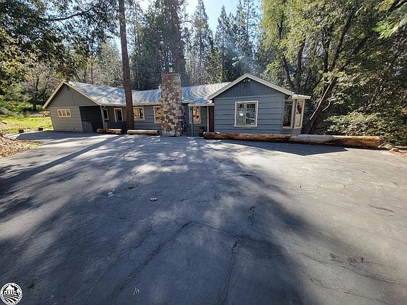 2nd image of 18901 Dogwood Dr