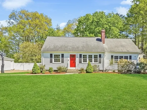 38 Eddy St, Sudbury, MA 01776