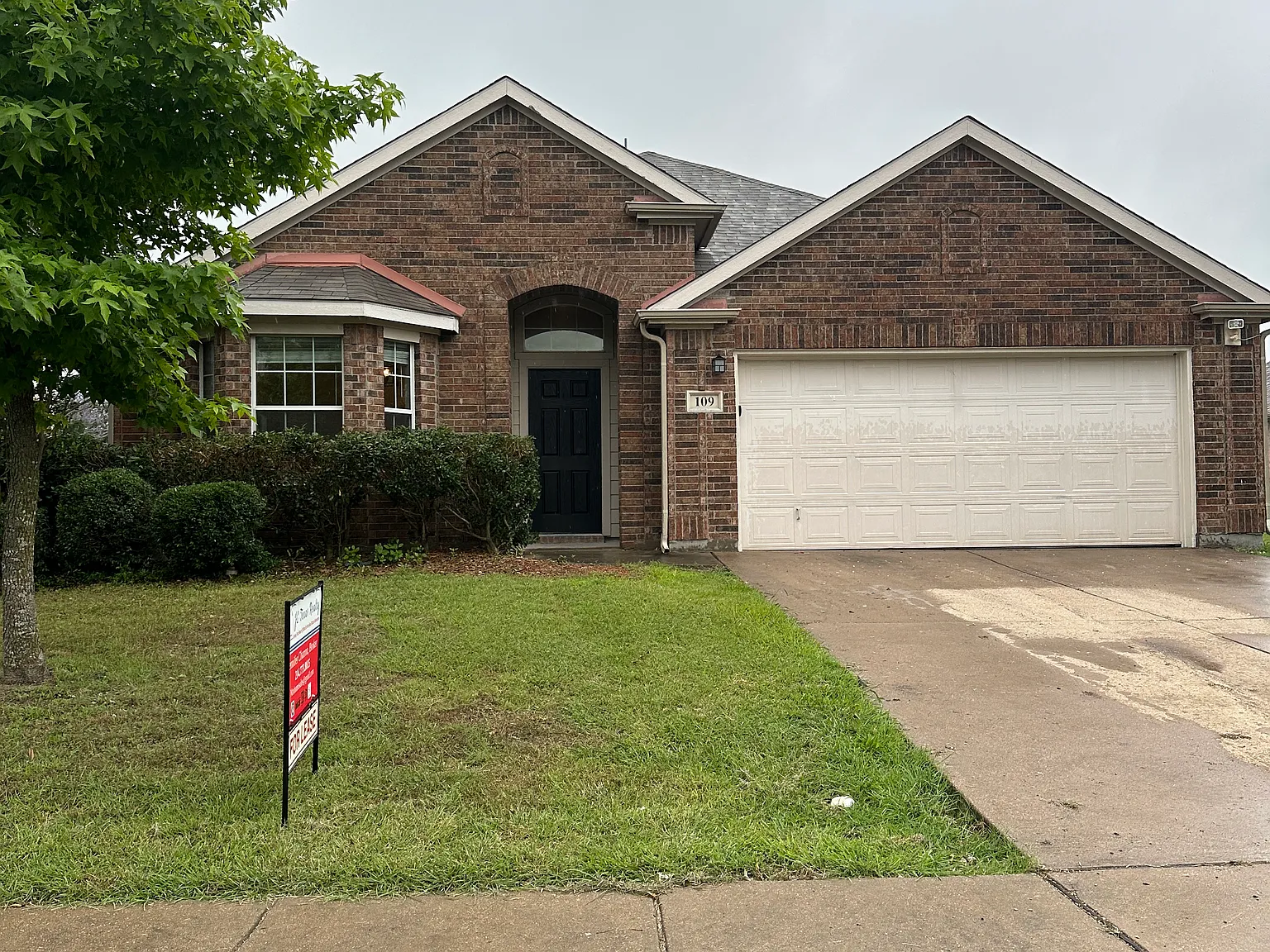 3 bed, 1899 sqft, $2,425 — Photo 3