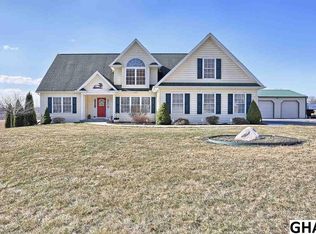 81 Coffeetown Rd, Dillsburg, PA 17019