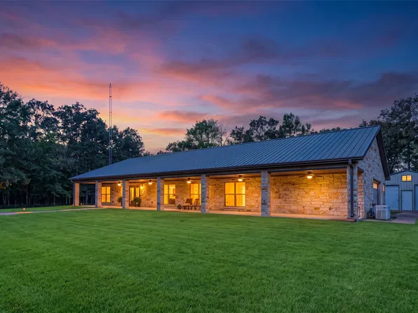 592 Rs County Rd #1151, Emory, TX 75440
