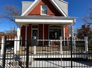 1305 S Heath Ave, Chicago, IL 60608
