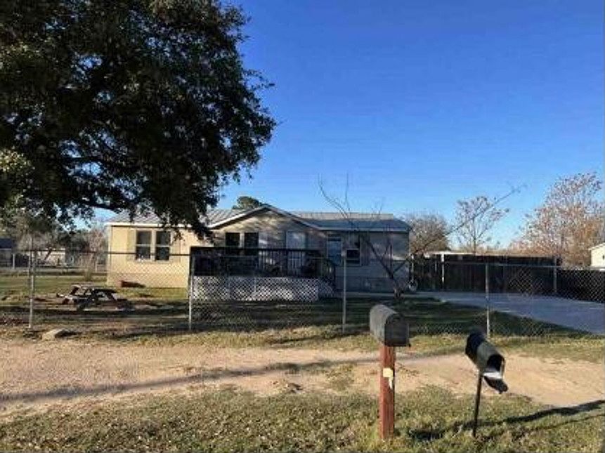 666 Gateway Dr, Poteet, TX 78065 MLS 0 Zillow