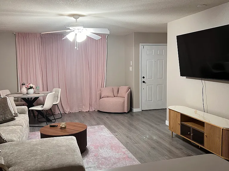 9519 Sekula Dr — Photo 4