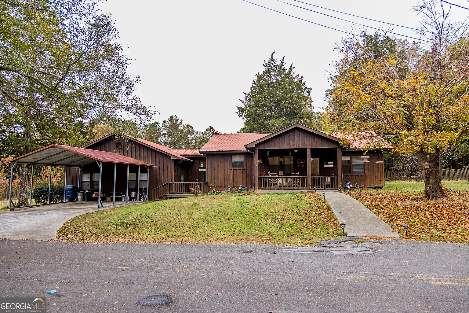 405 Hiram Rd NE photo 1