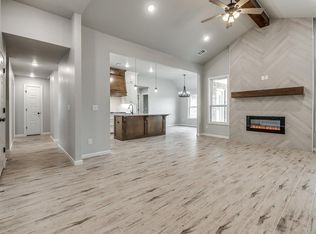 513 Kings Ct, Tuttle, OK 73089