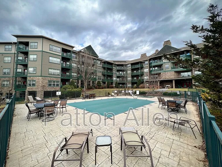 9 Kenilworth Knl #202 — Photo 33