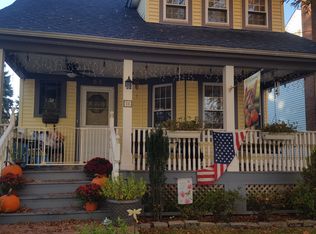 58 Lexington Ave, Malverne, NY 11565
