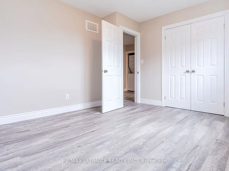 321 Warrington Rd — Photo 5