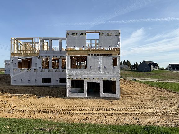 3rd image of 24013 185th St