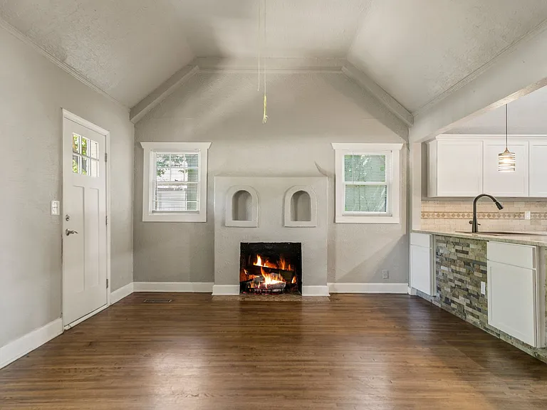 2415 N Boston Ave — Photo 18