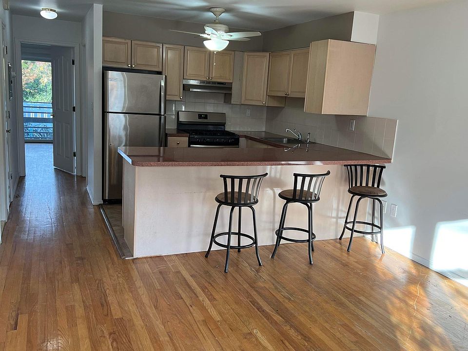 1st image of 13125 11th Ave Floor 1