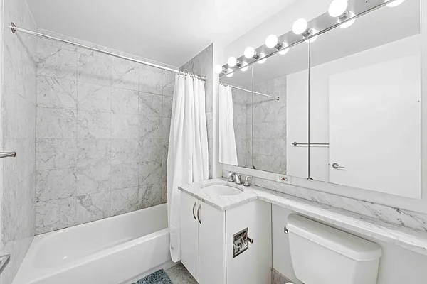 Rented by Nest Seekers International | media 6