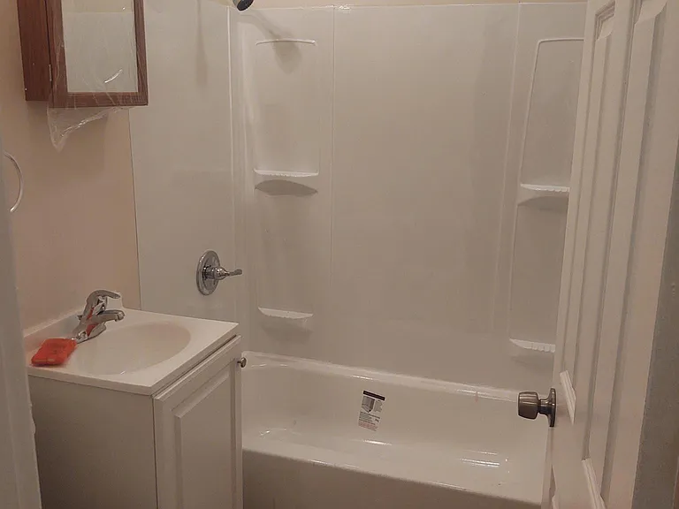 116 Houseworth St — Photo 8
