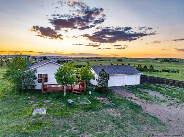 1054 Blue Mountain Rd, Cheyenne, WY 82009