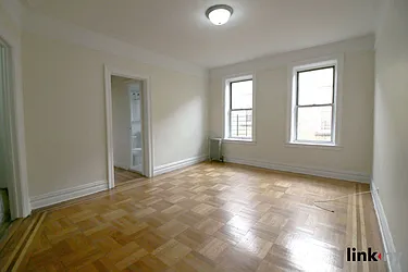 Rented by Link NY Realty