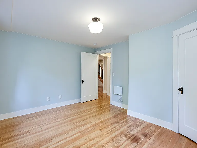 8013 NE Bucklin Hill Rd — Photo 17