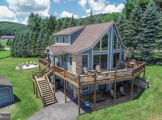 8 Hidden Cove Ct, Oakland, MD 21550
