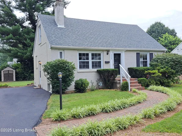 323 Monohan Dr, Saint Matthews, KY 40207