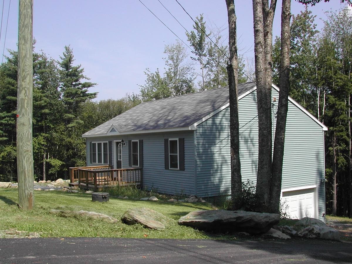 11 Mont View Dr, Woodsville, NH 03785 | Zillow, image size:1200x899