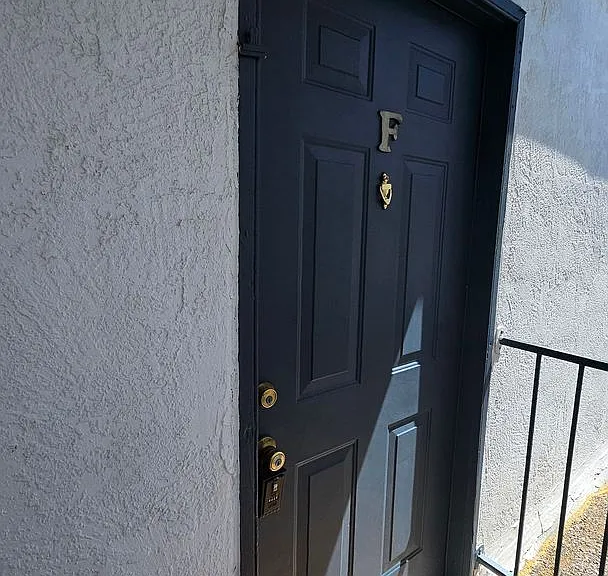 3600 Lafayette Dr NE — Photo 3