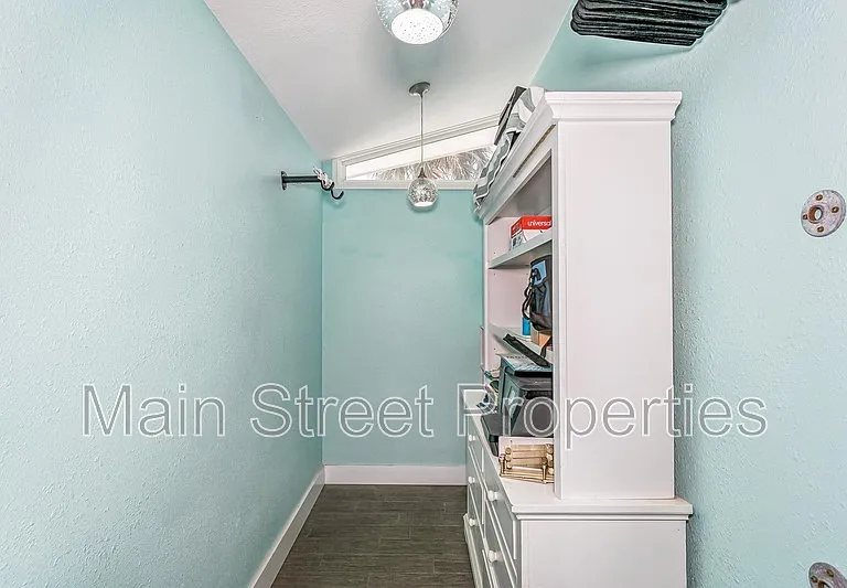 231 Sabine Dr — Photo 31