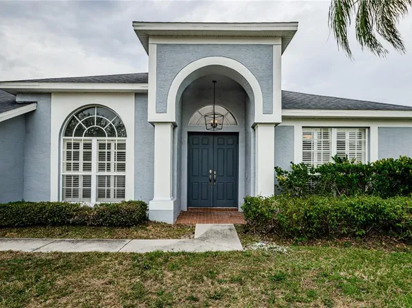 10312 Riverburn Dr, Tampa, FL 33647
