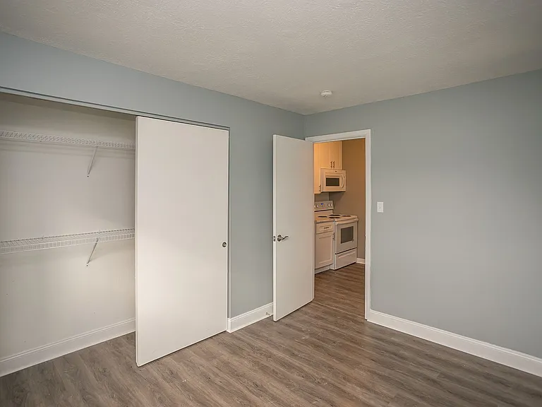 76 W Bagley Rd — Photo 17
