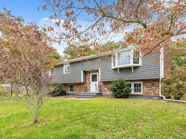 10 Worrall Rd, Plymouth, MA 02360