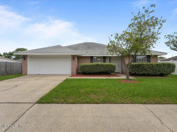 525 BROCKHAM Drive, Jacksonville, FL 32221
