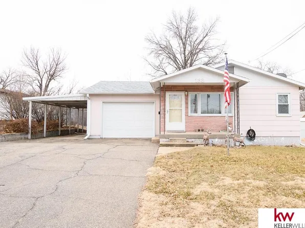 133 E 9th St, Superior, NE 68978