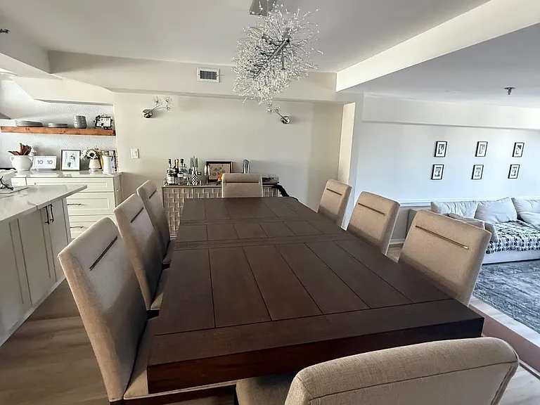 7 N Columbus Blvd #212 — Photo 4