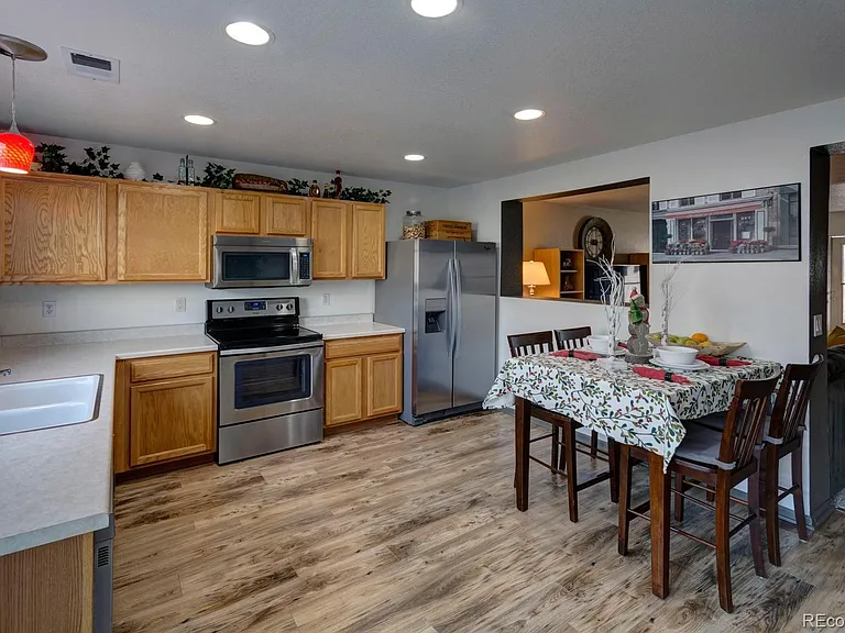 11012 Claude Ct — Photo 7