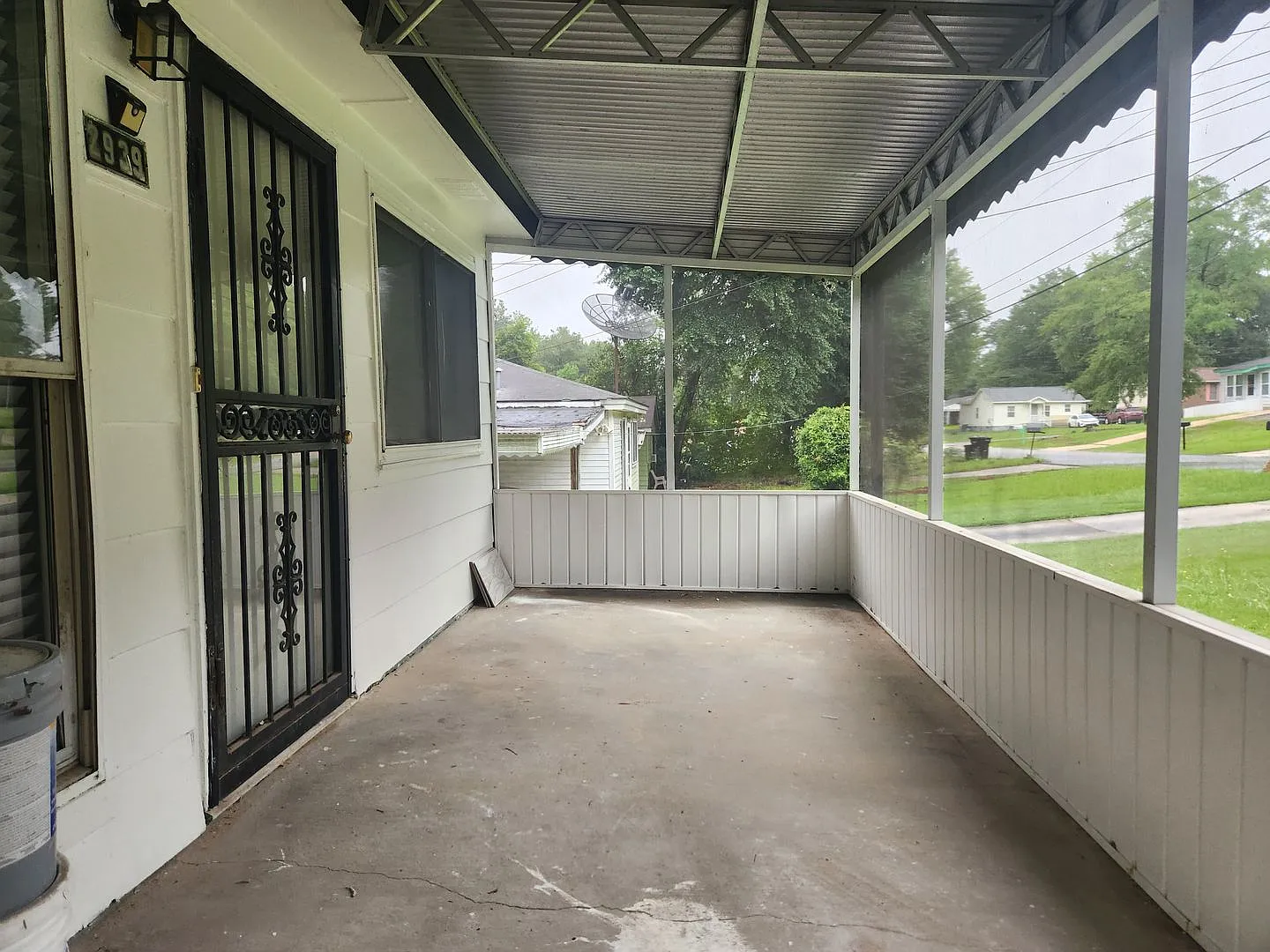 3 bedroom 1.5 Bath and Carport - East Columbus — Photo 3