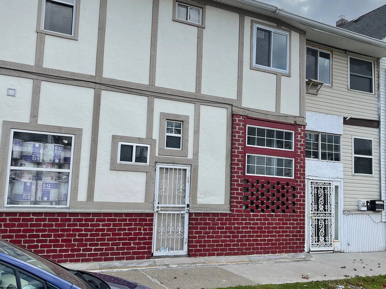 2348 Poland Ave — Photo 3
