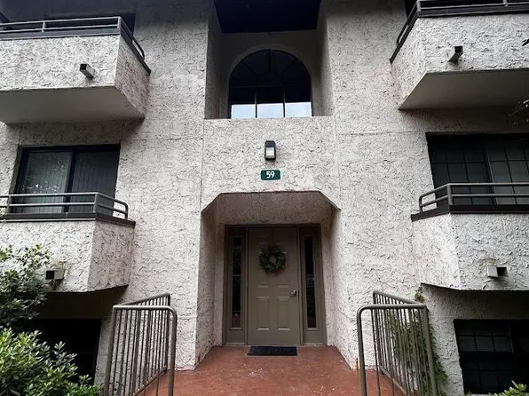 59 Midlake Dr #302, Lake Harmony, PA 18624