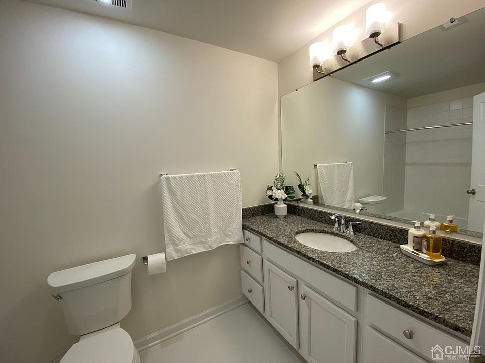 239 Park Pl, Dunellen, NJ 08812 Zillow