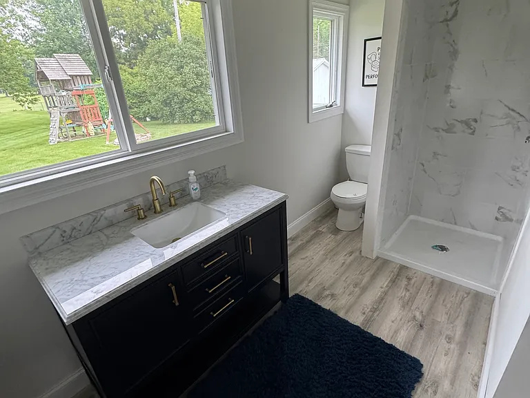 1571 N Huron Rd — Photo 40