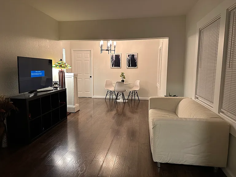 1016 Roosevelt Ave — Photo 5