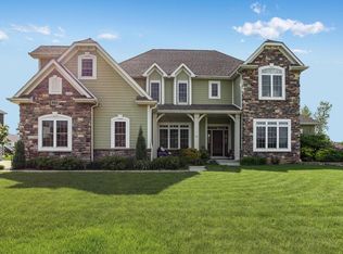 2110 Carlas Way, Racine, WI 53406