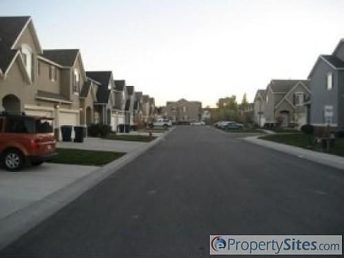2nd image of 2353 S Little Oak Dr