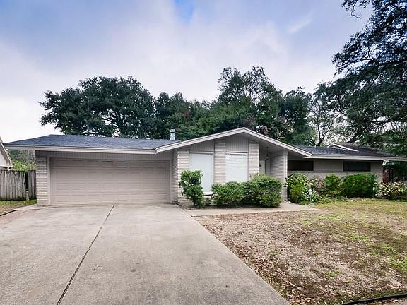 3rd image of 7914 Mobud Dr