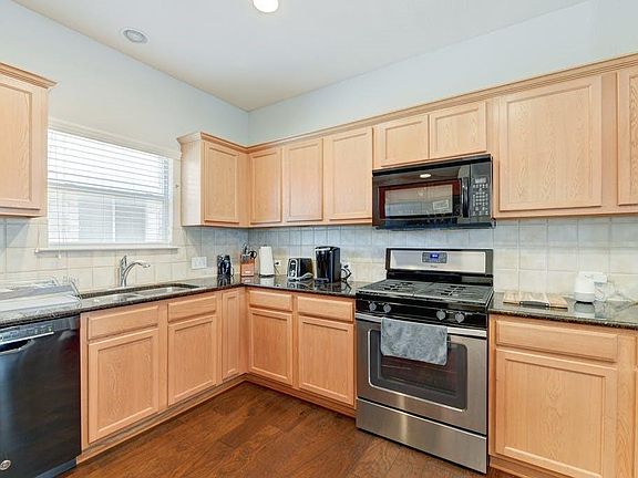 4th image of 507 Brazos Bend Dr
