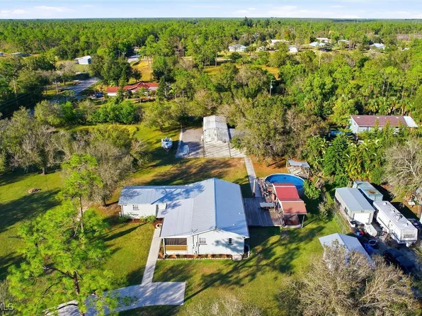 19550 Nalle Rd, North Fort Myers, FL 33917