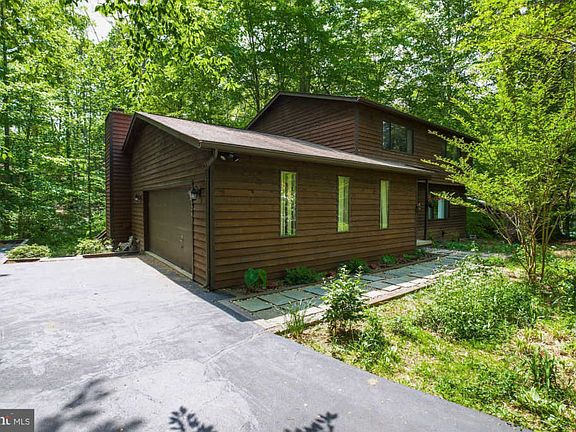 4th image of 6203 Blossom Ln